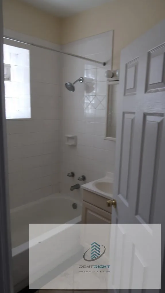 4846 W Hutchinson St, ,  60641, USA 60641-unit#4848 - 3B-Chicago-IL