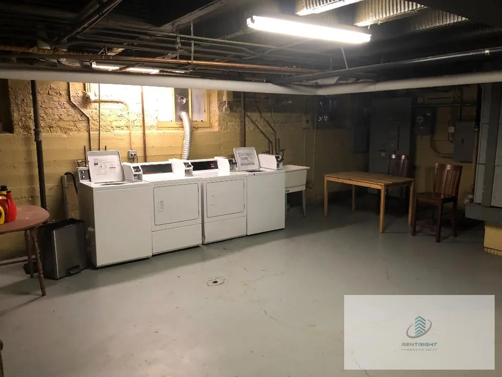 4236 N Broadway, ,  60613, USA 60613-unit#4236-304-Chicago-IL