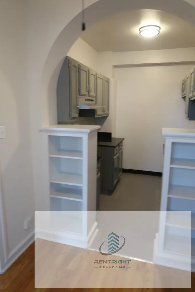426 W Briar Pl, , 60657, USA 60657-unit#H2-Chicago-IL