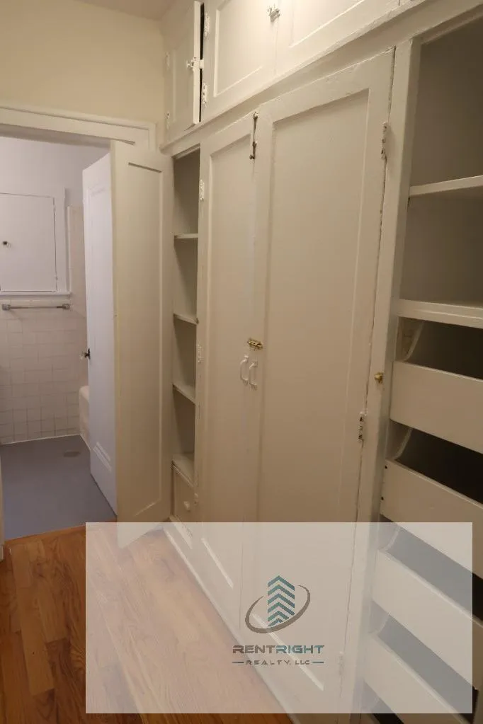 426 W Briar Pl, , 60657, USA 60657-unit#H2-Chicago-IL