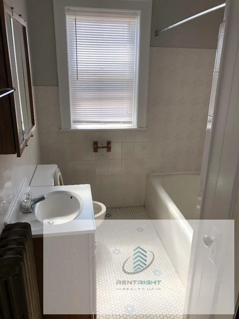 4645 N Elston Ave, ,  60630, USA 60630-unit#4645.5 3E-Chicago-IL