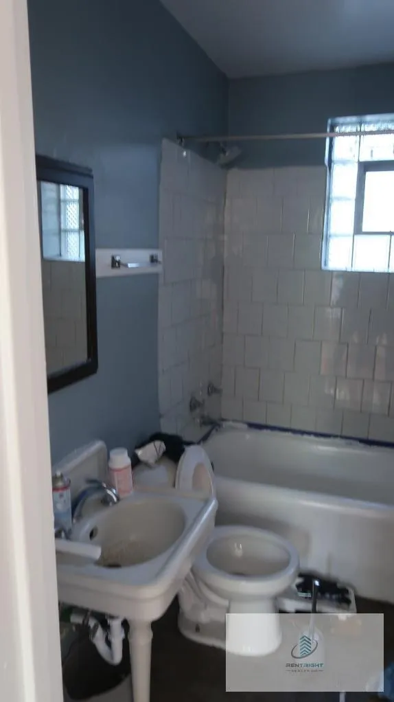 4588 N Elston Ave, ,  60630, USA 60630-unit#202-Chicago-IL