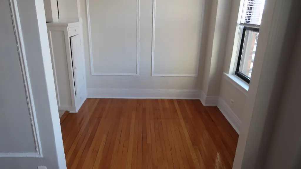 735 W Junior Terrace, , 60613, USA 60613-unit#303-Chicago-IL
