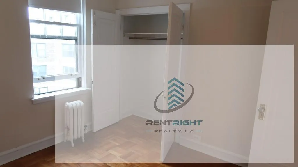 1209 W Sherwin Ave, ,  60626, USA 60626-unit#1209-209-Chicago-IL