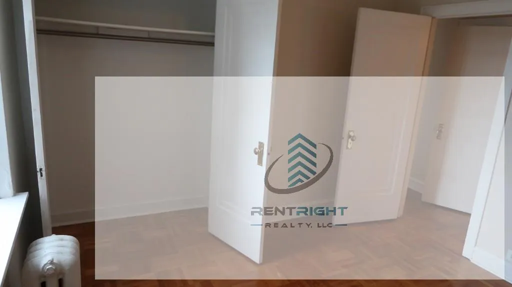 1209 W Sherwin Ave, ,  60626, USA 60626-unit#1209-209-Chicago-IL