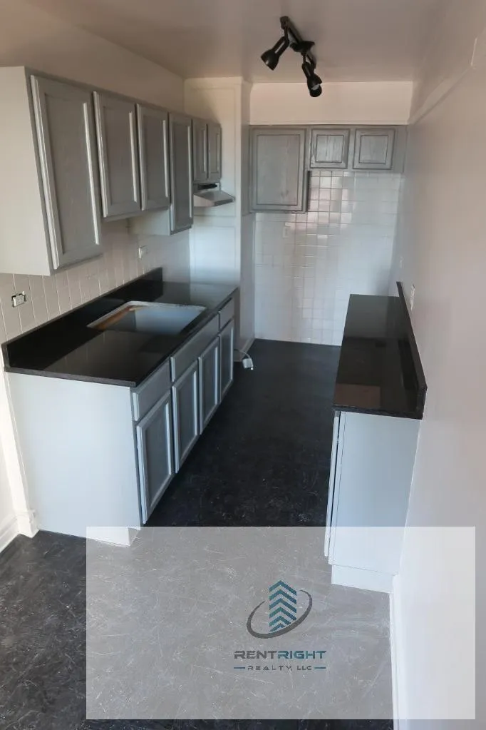 426 W Briar Pl, ,  60657, USA 60657-unit#B1-Chicago-IL