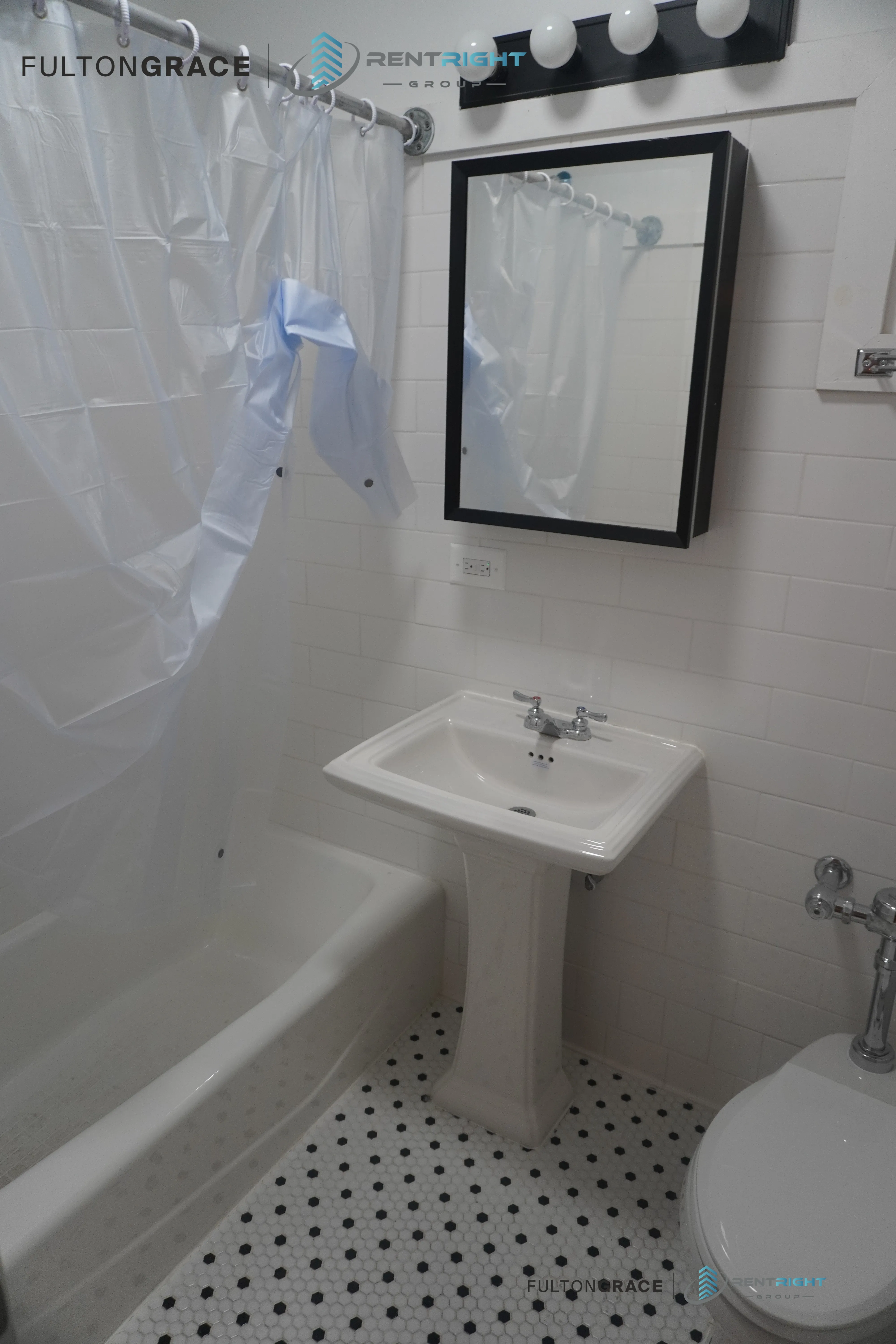1712 W Albion Ave, , 60626, USA 60626-unit#1716-GDN C-Chicago-IL