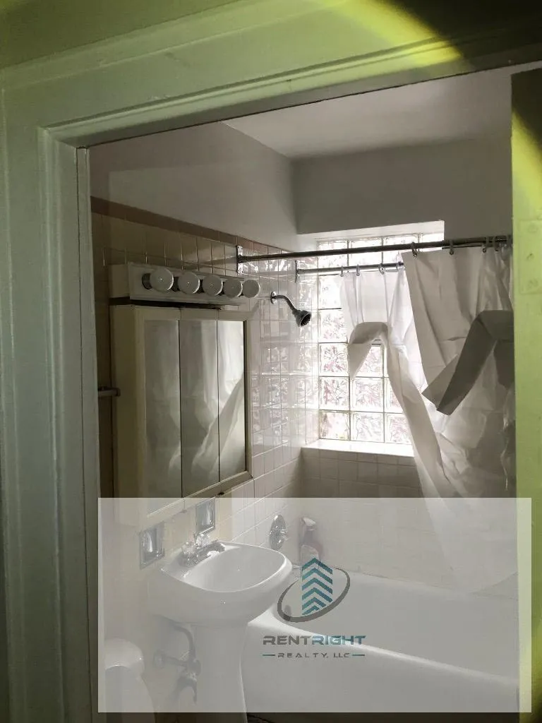 3454 N Kedvale Ave, , 60641, USA 60641-unit#3464-GDN-Chicago-IL