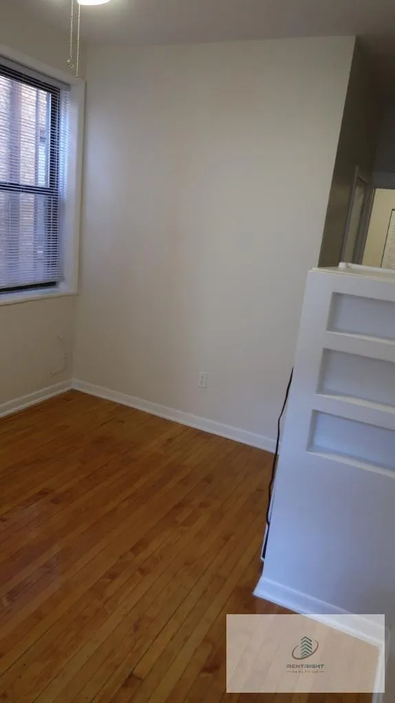 755 W Buena Ave, ,  60613, USA 60613-unit#302-Chicago-IL