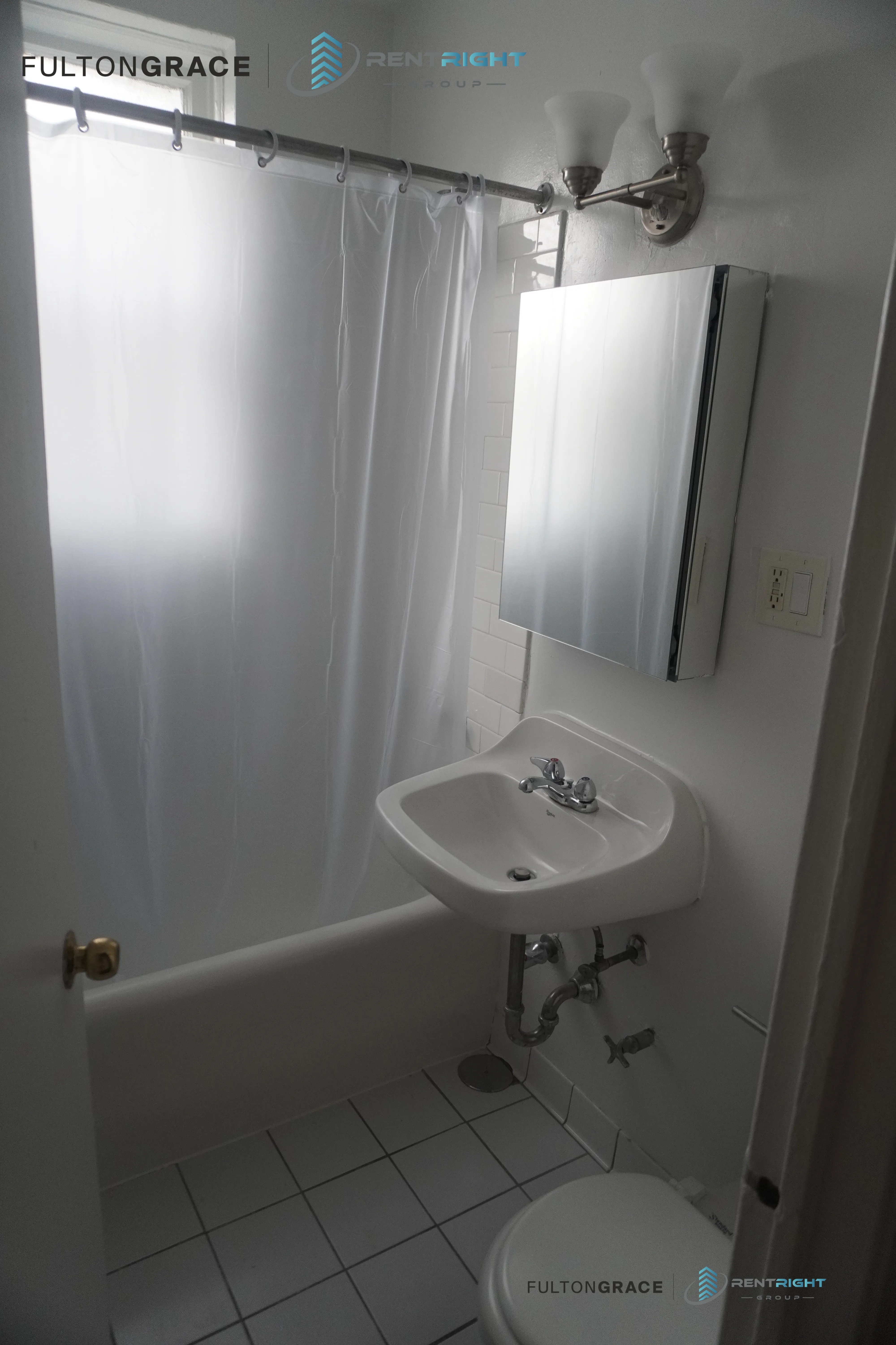 534 W Stratford Pl, , 60657, USA 60657-unit#202-Chicago-IL