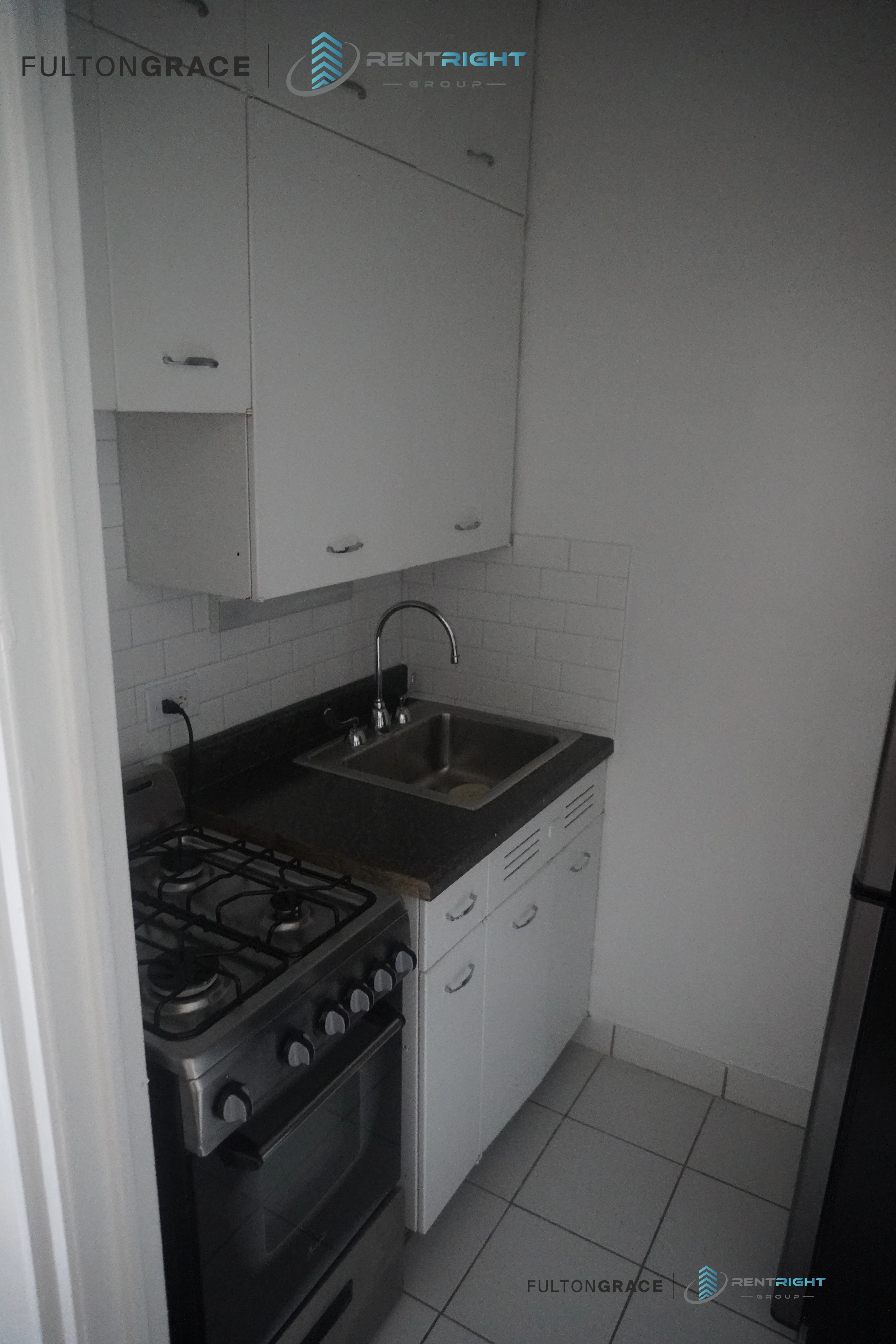 534 W Stratford Pl, , 60657, USA 60657-unit#202-Chicago-IL