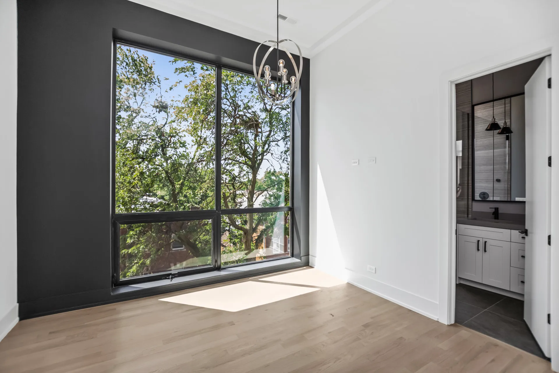 6556 S Minerva Ave, , 60637, USA 60637-unit#4N-Chicago-IL