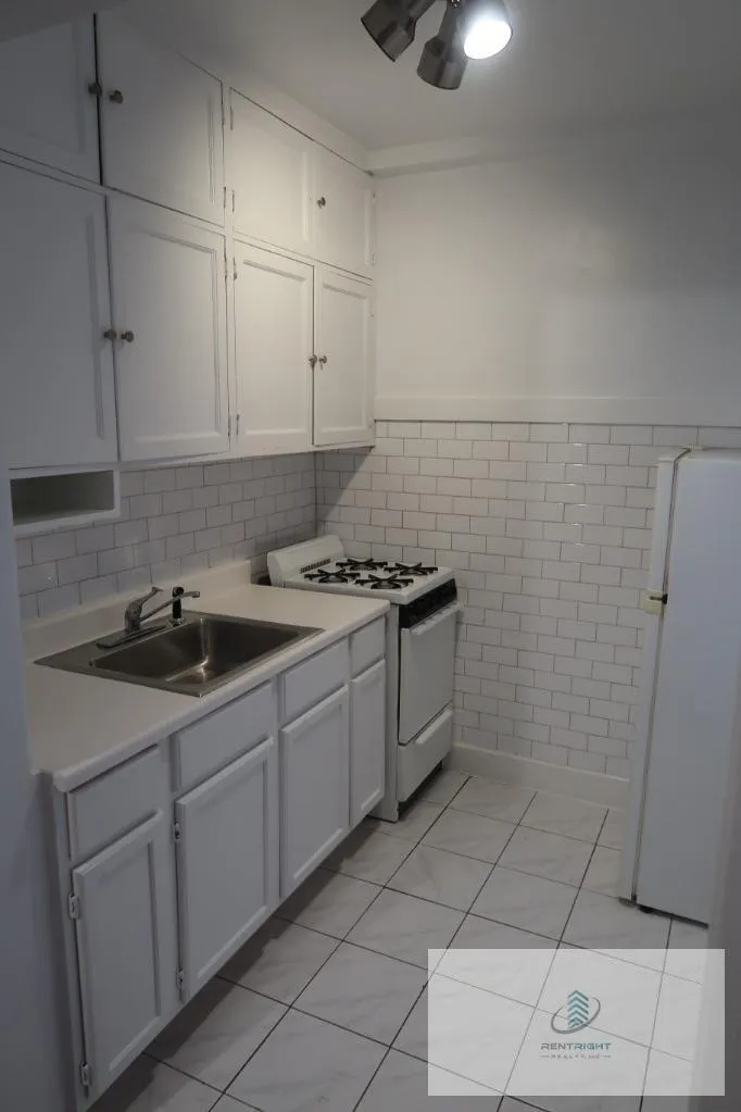 4236 N Broadway, , 60613, USA 60613-unit#4236-103-Chicago-IL