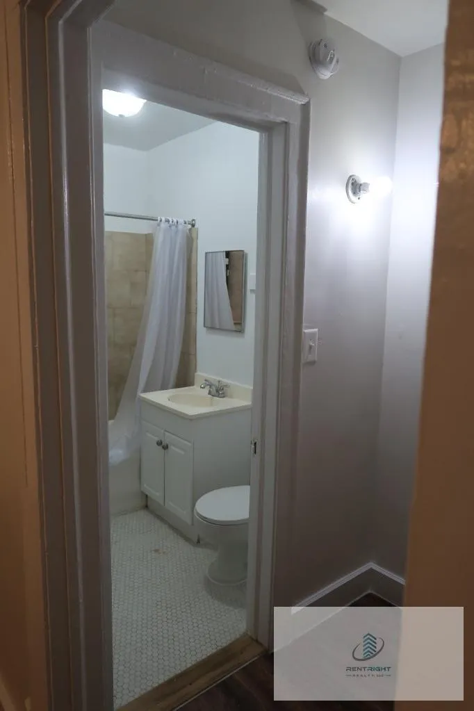 4236 N Broadway, , 60613, USA 60613-unit#4236-103-Chicago-IL