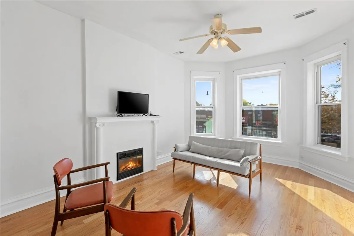 3268 W Fullerton Ave, ,  60647, USA 60647-unit#2-Chicago-IL
