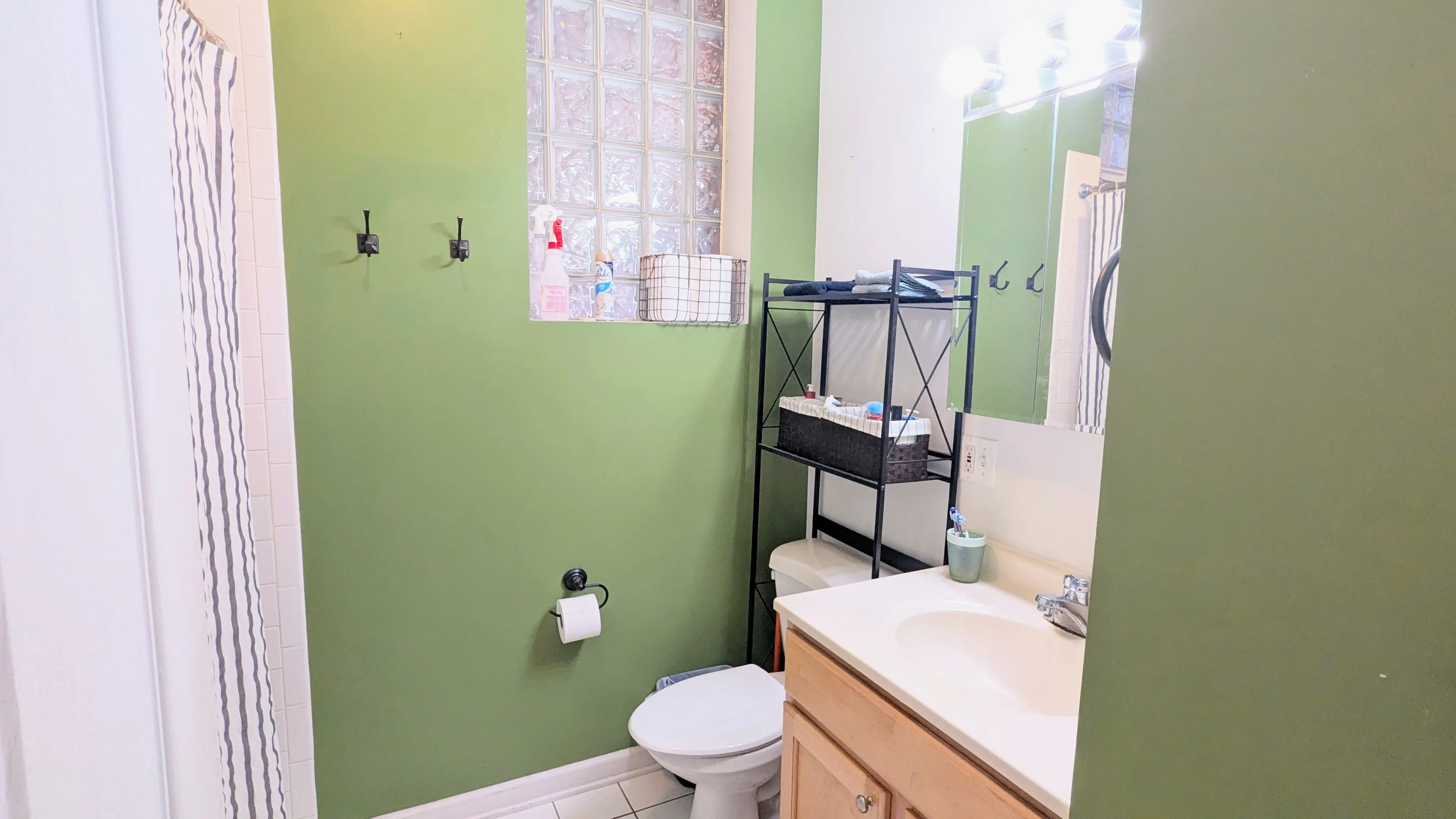 3719 W Byron St, ,  60618, USA 60618-unit#2-Chicago-IL
