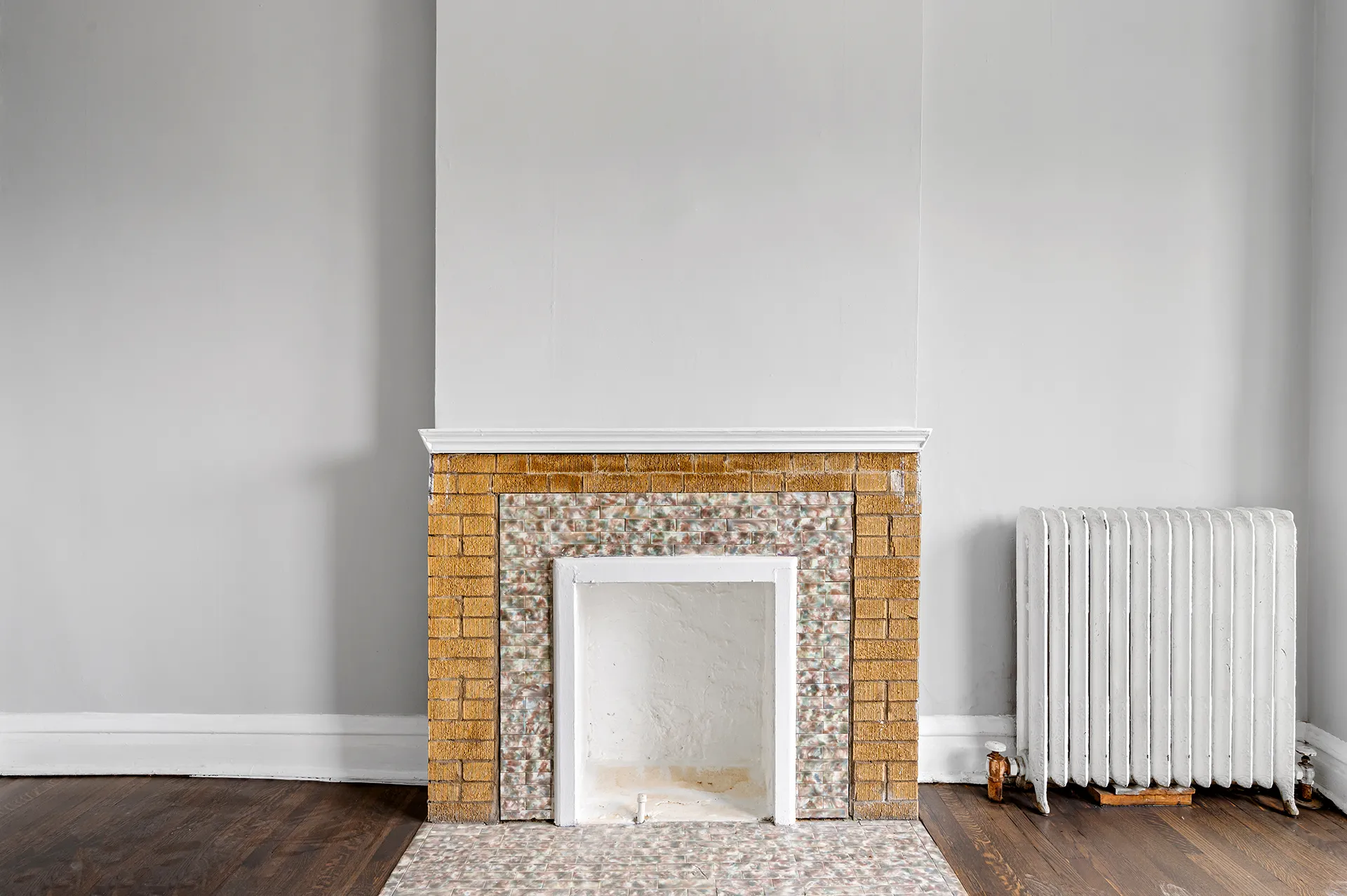 322 Lake St, Oak Park,  60302, USA 60302-unit#2F-Chicago-IL