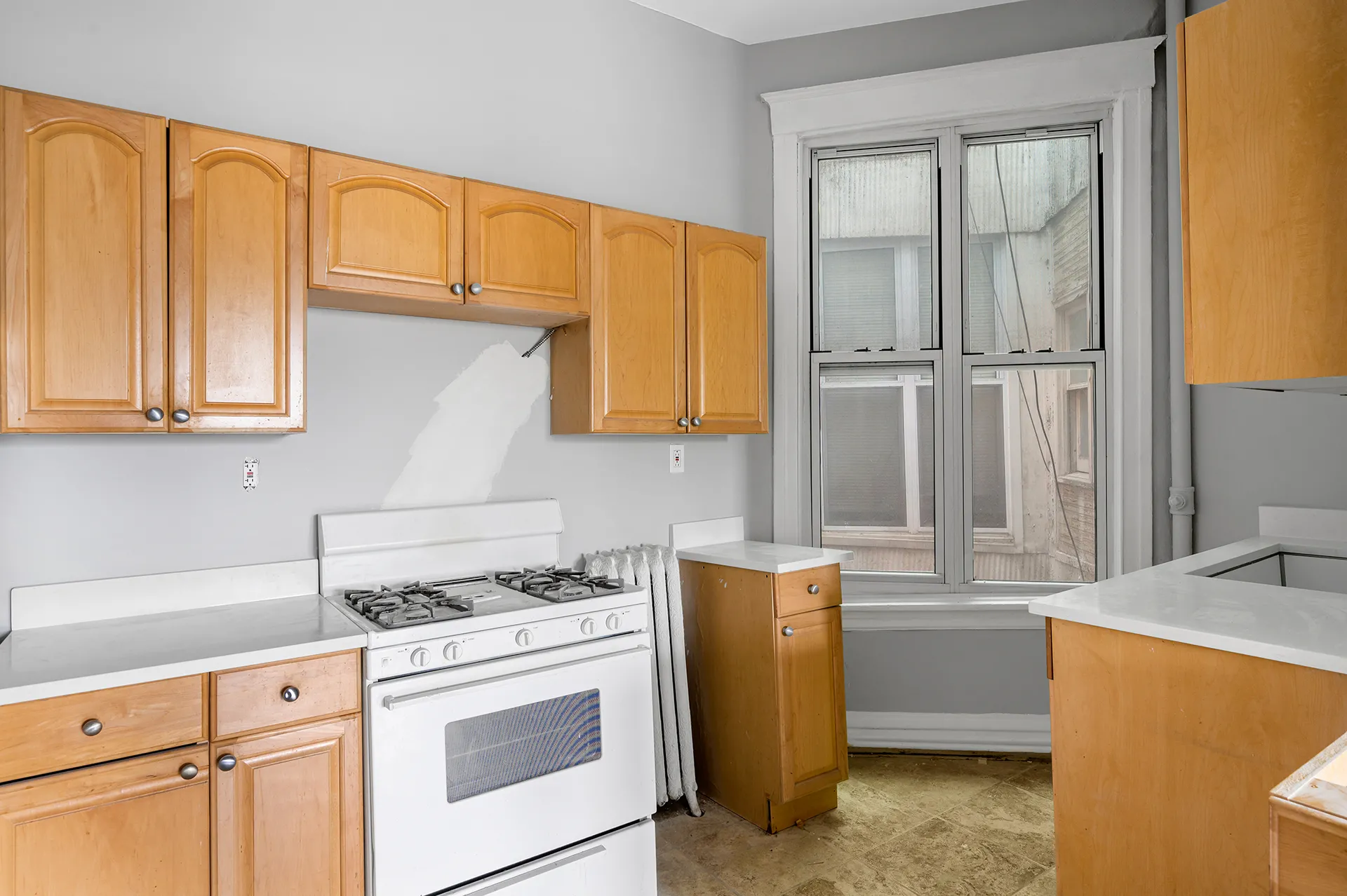 322 Lake St, Oak Park,  60302, USA 60302-unit#2F-Chicago-IL