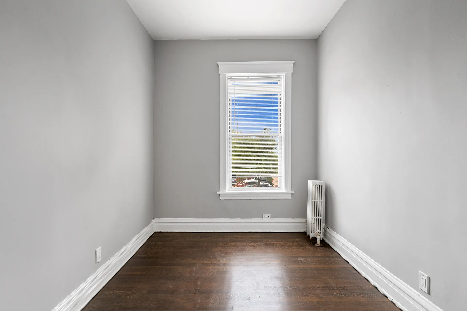 322 Lake St, Oak Park,  60302, USA 60302-unit#2F-Chicago-IL