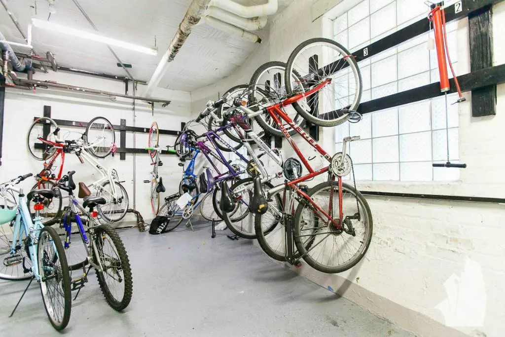 5516 N Kenmore Ave, ,  60640, USA 60640-unit#208-Chicago-IL