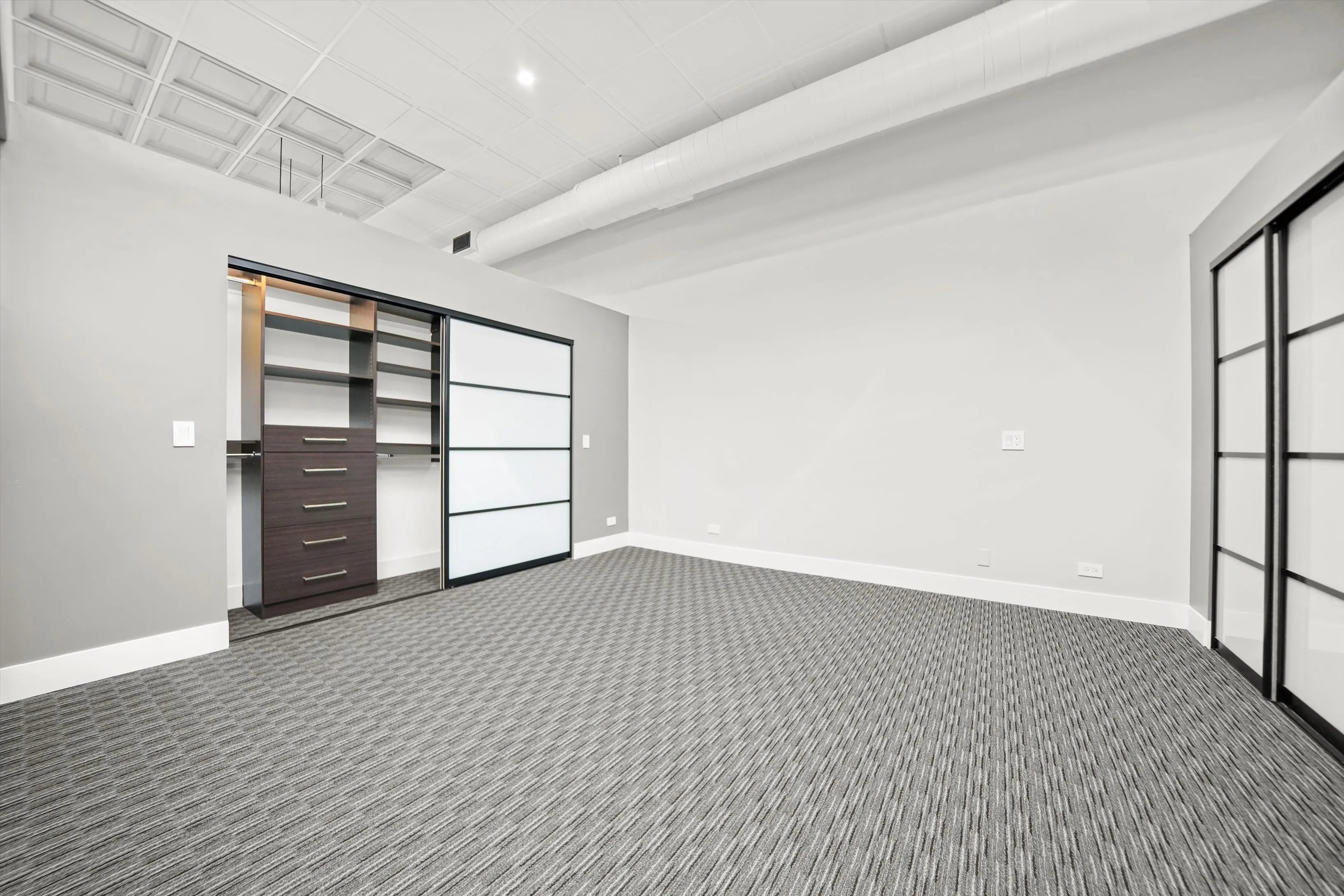 300 N Ogden Ave, ,  60607, USA 60607-unit#202-Chicago-IL