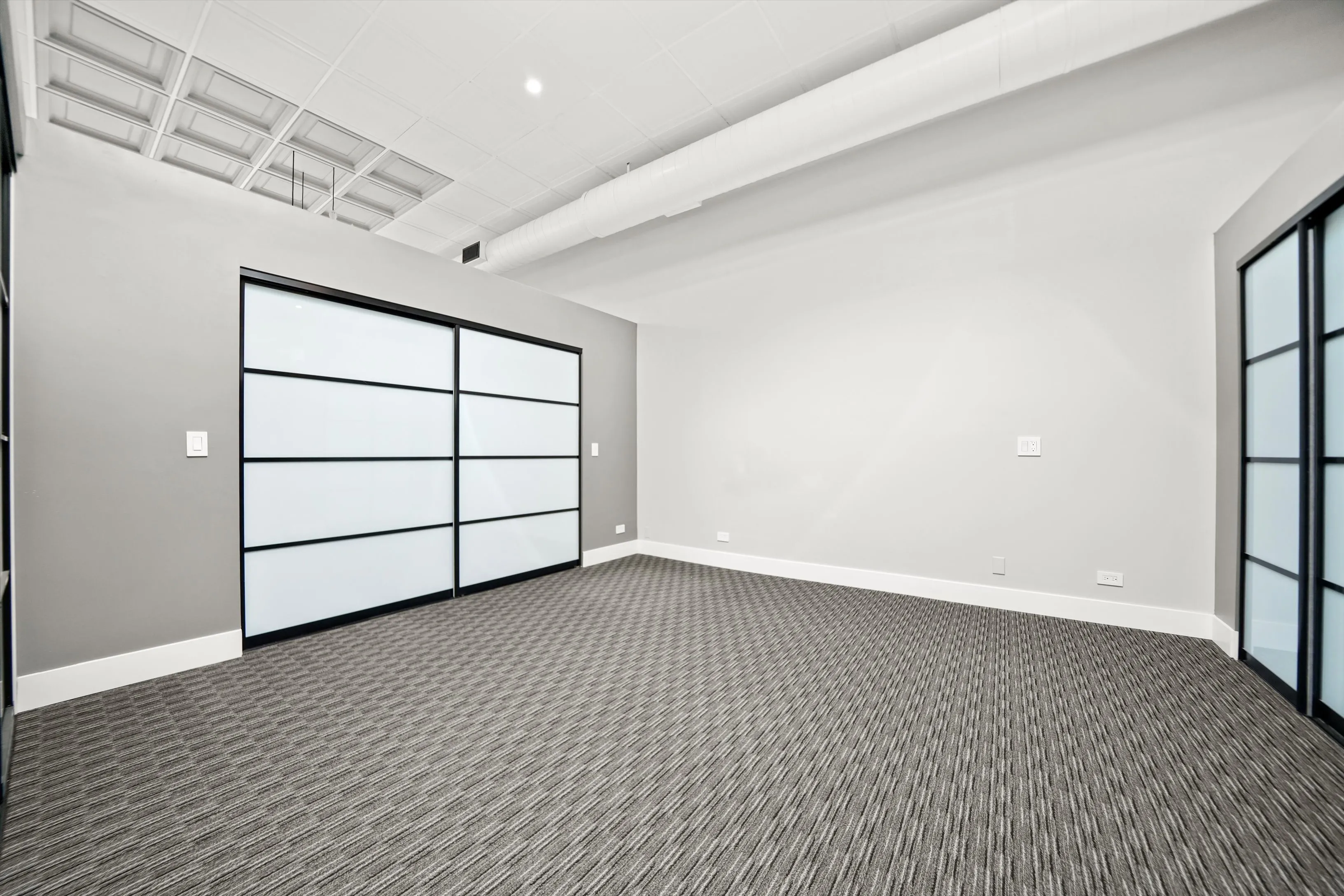 300 N Ogden Ave, ,  60607, USA 60607-unit#202-Chicago-IL