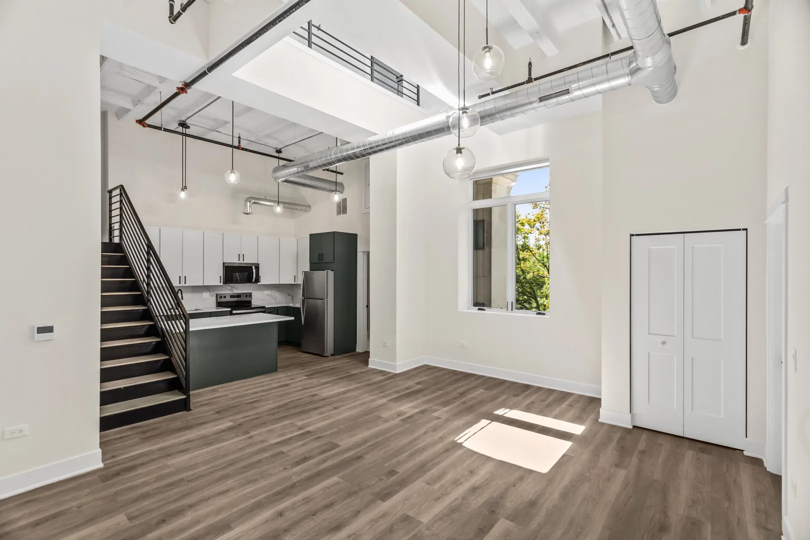 1453 Maple Ave, ,  60201, USA 60201-unit#201-Evanston-IL