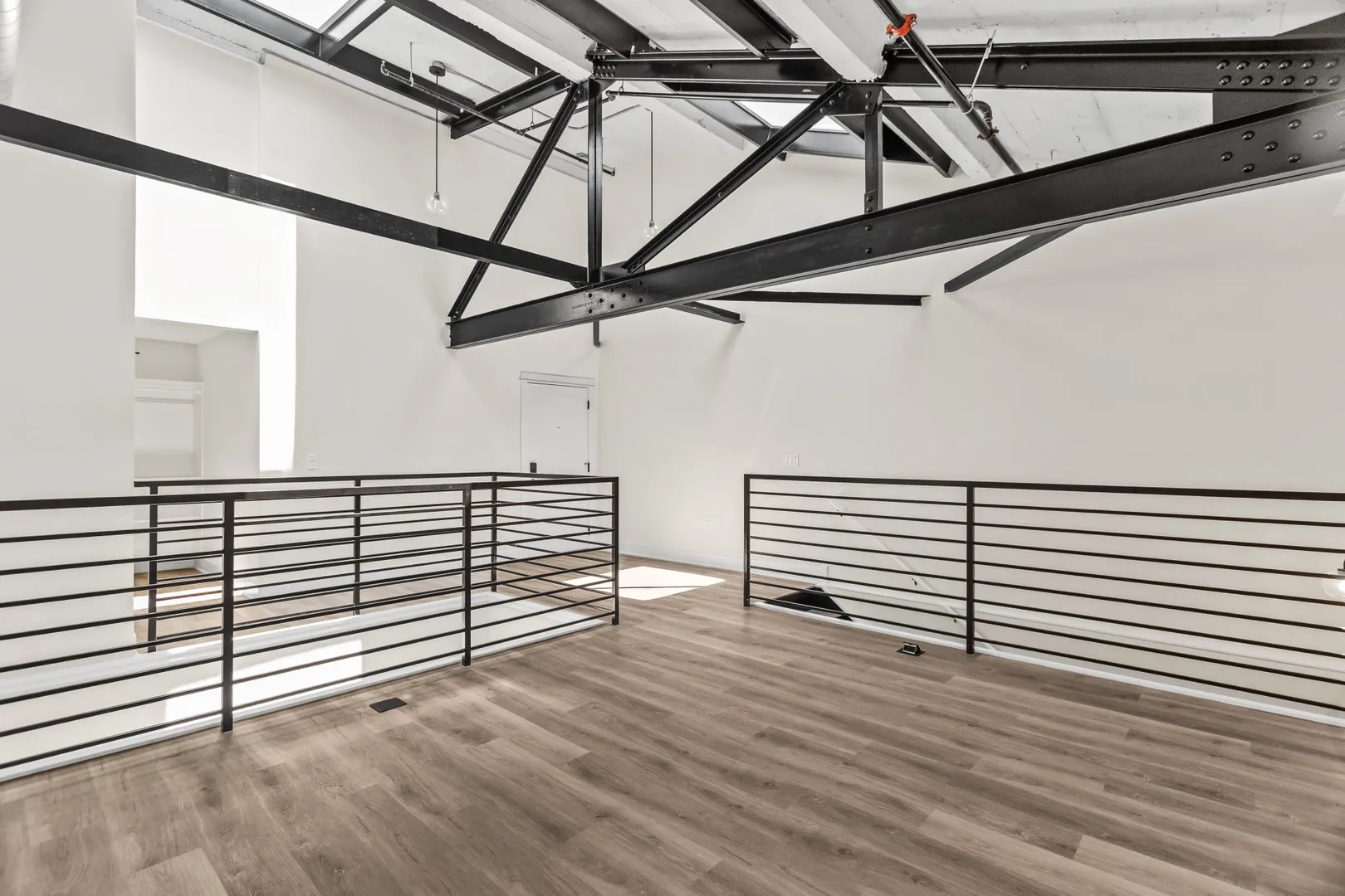 1453 Maple Ave, ,  60201, USA 60201-unit#201-Evanston-IL