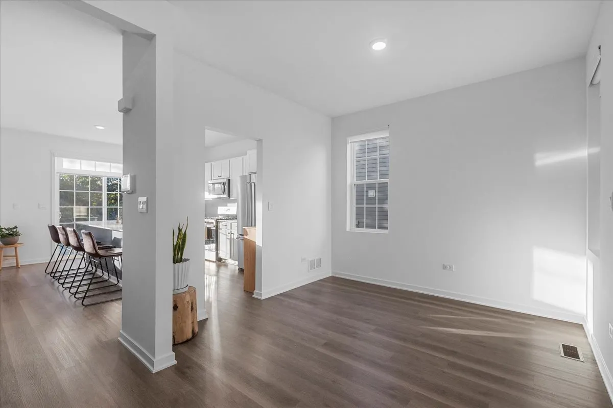 271 Charlestowne Lakes Dr, St. Charles, 60174, USA 60174-St Charles-IL