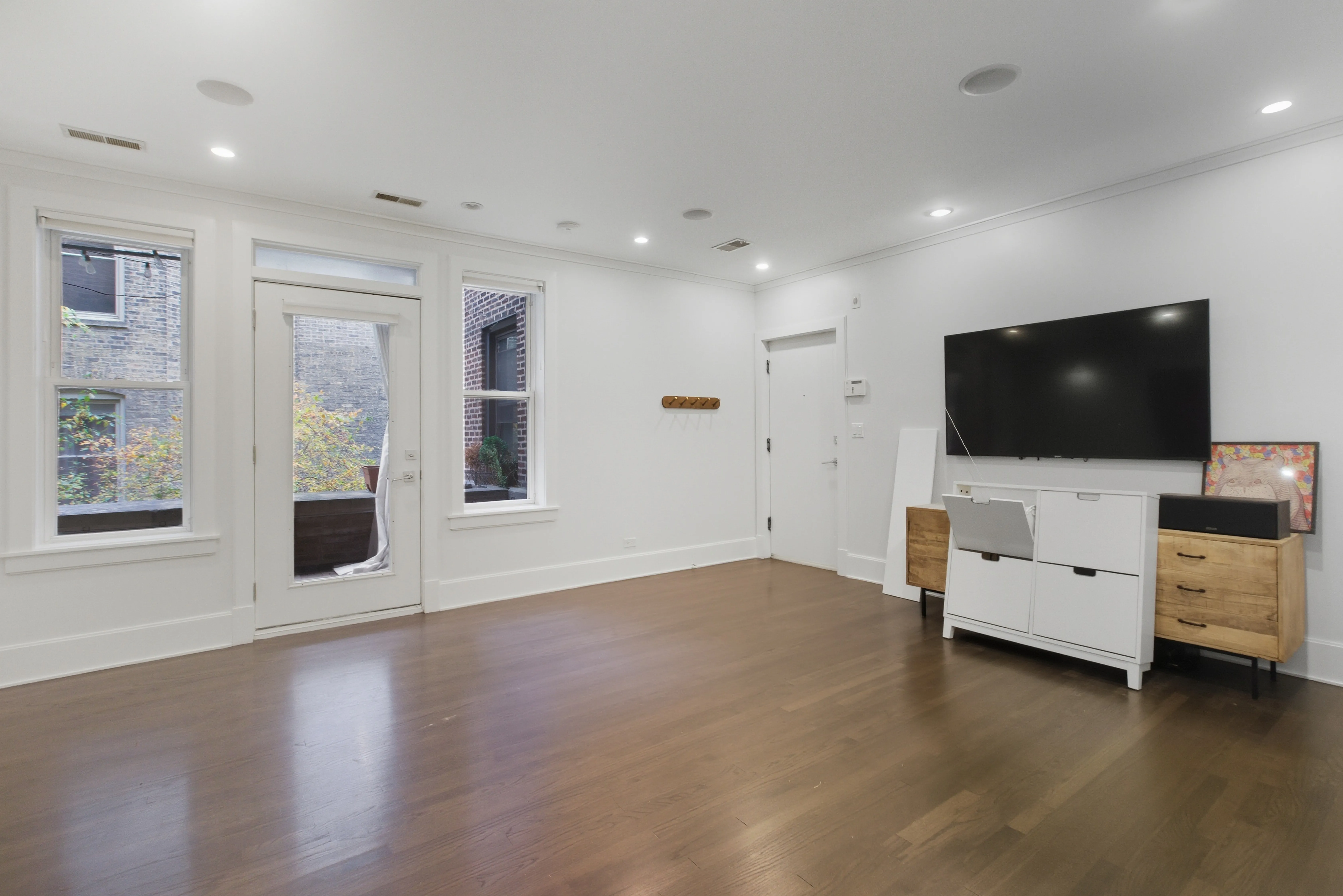 643 W Roscoe St, ,  60657, USA 60657-unit#B1-Chicago-IL