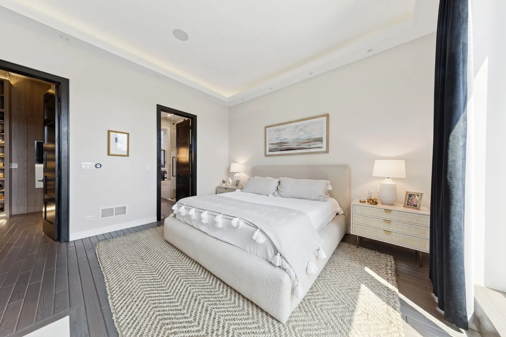 2756 N Magnolia Ave, ,  60614, USA 60614-unit#PH-Chicago-IL