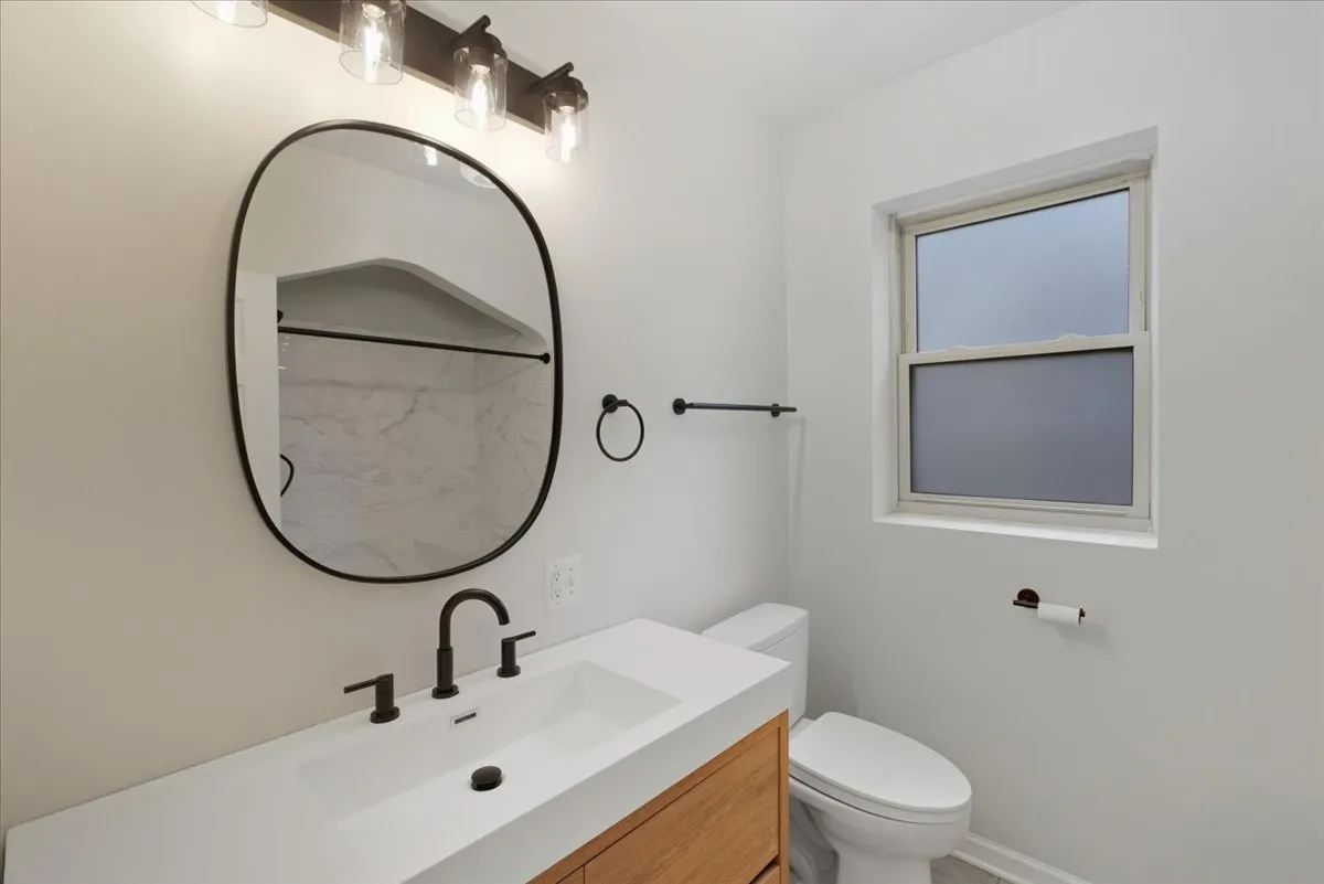 6136 N Mozart St, , 60659, USA 60659-unit#4-Chicago-IL