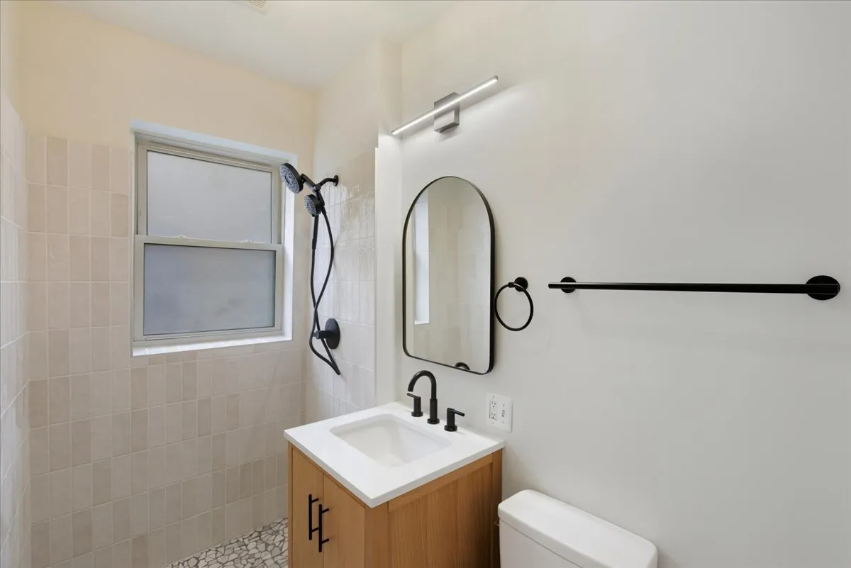 6136 N Mozart St, , 60659, USA 60659-unit#4-Chicago-IL