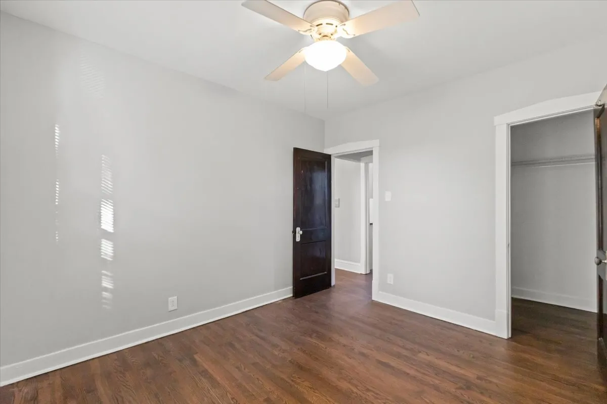 2520 W Belle Plaine Ave, ,  60618, USA 60618-unit#2-Chicago-IL