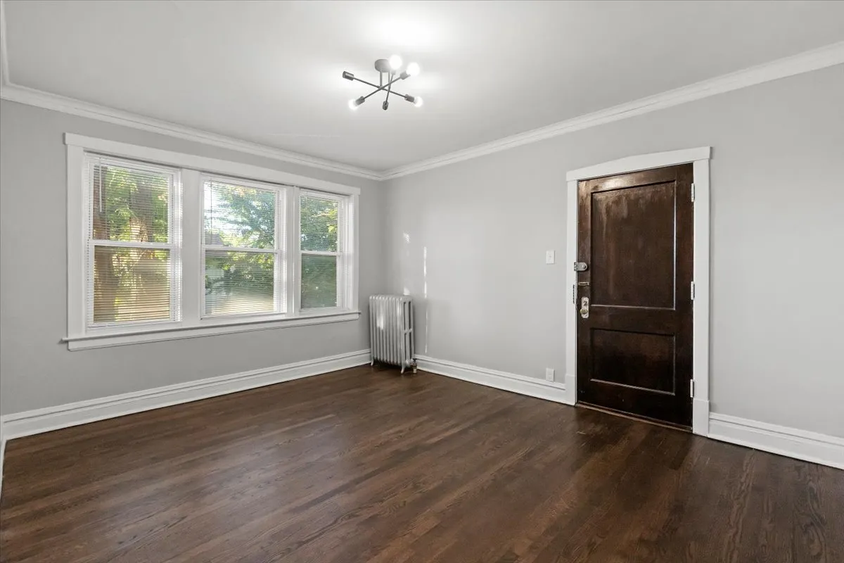 2520 W Belle Plaine Ave, ,  60618, USA 60618-unit#2-Chicago-IL