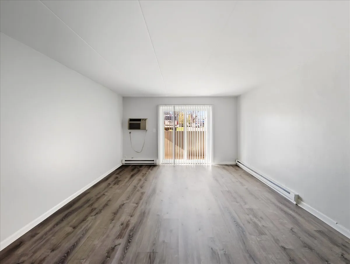 200 Marlene Ct, , 60084, USA 60084-unit#1-Wauconda-IL