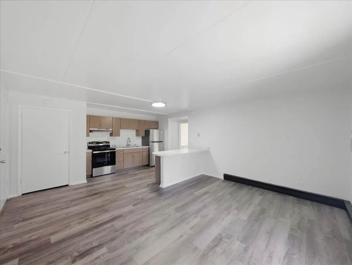 300 Marlene Ct, ,  60084, USA 60084-unit#1-Wauconda-IL