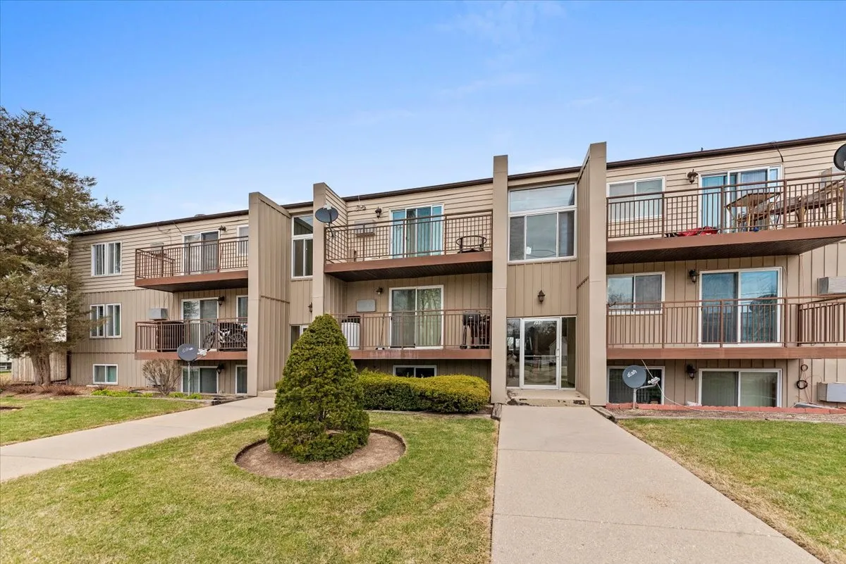 350 S Main St, , 60084, USA 60084-unit#1-Wauconda-IL