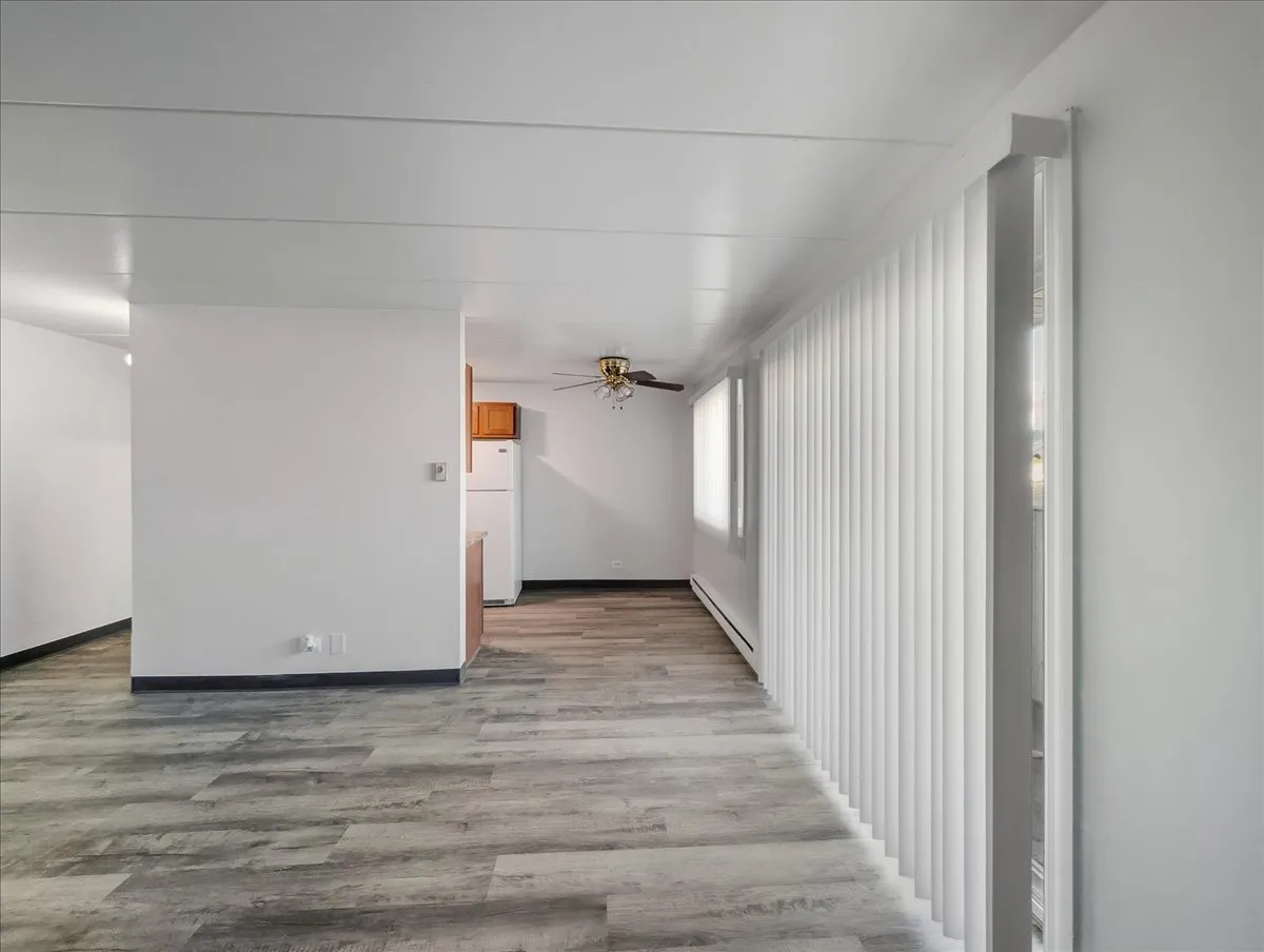 350 S Main St, ,  60084, USA 60084-unit#1-Wauconda-IL