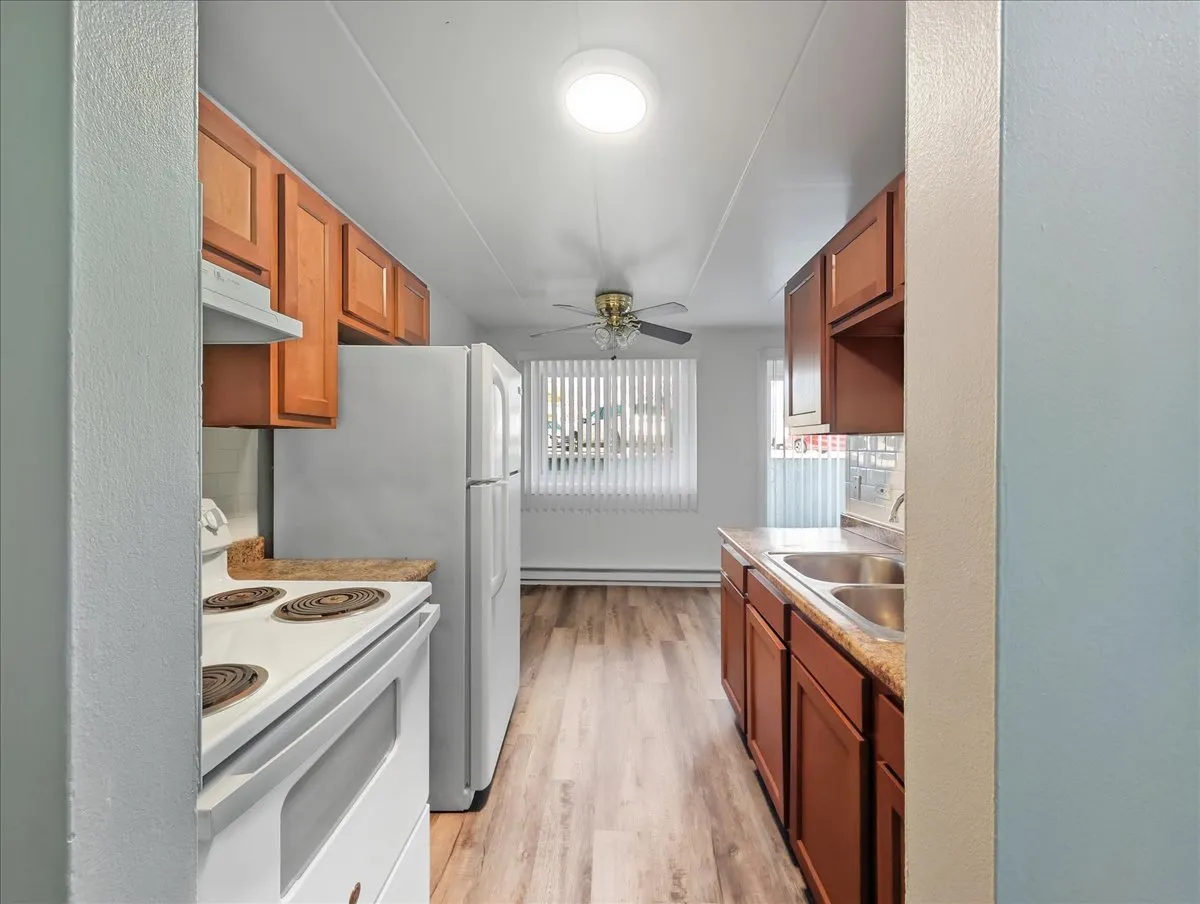 350 S Main St, ,  60084, USA 60084-unit#1-Wauconda-IL