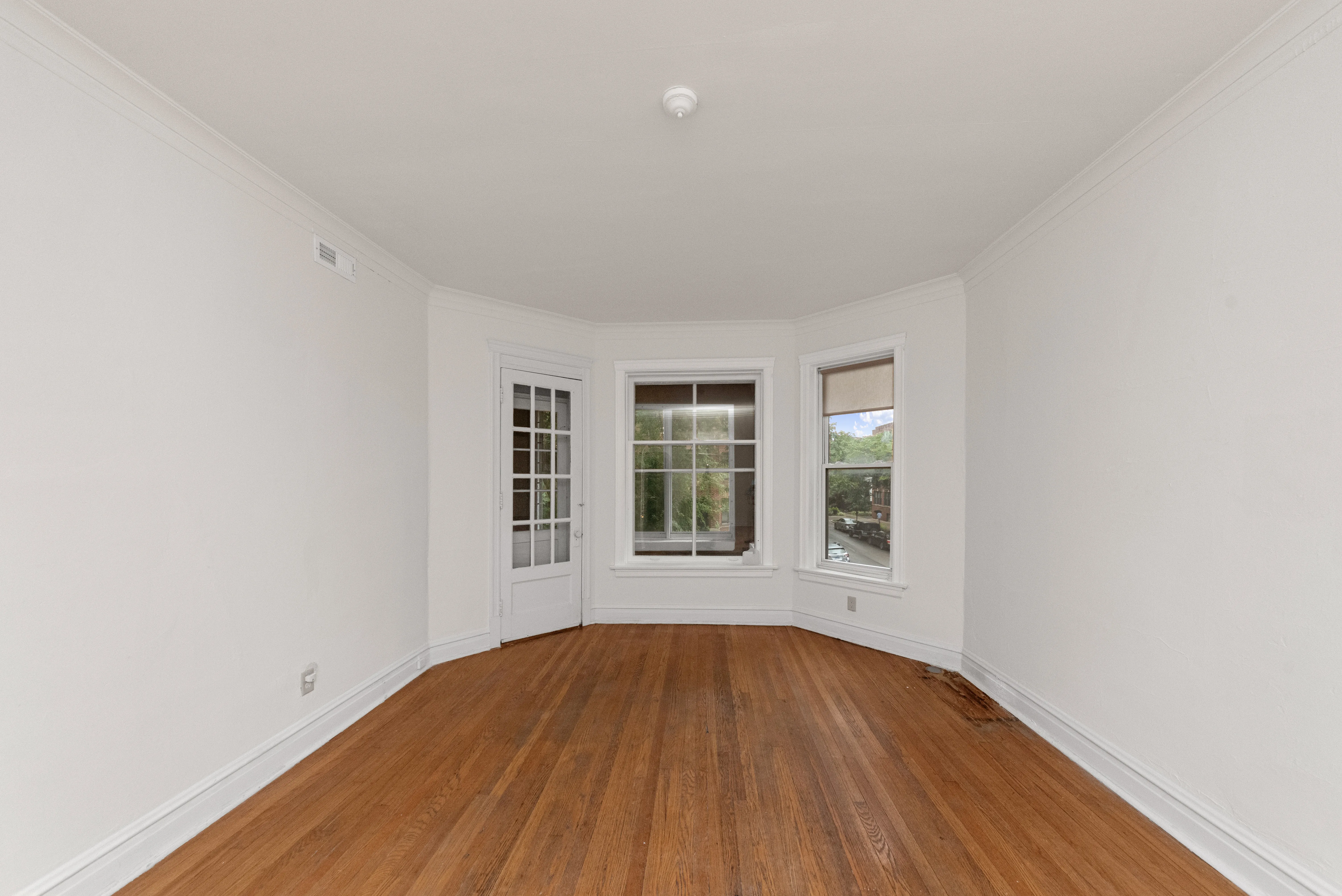 1353 W Catalpa Ave, ,  60640, USA 60640-unit#2-Chicago-IL