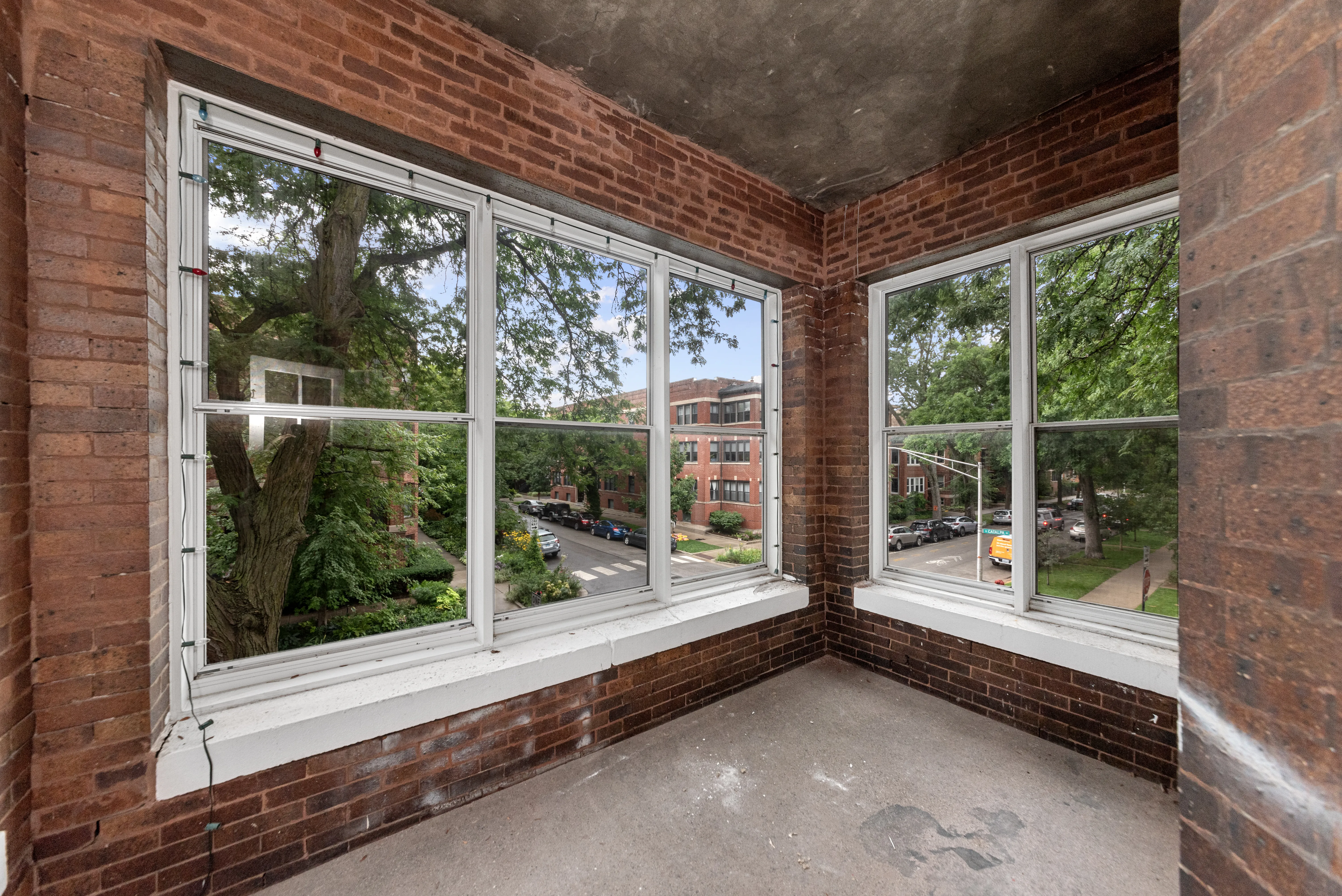 1353 W Catalpa Ave, ,  60640, USA 60640-unit#2-Chicago-IL