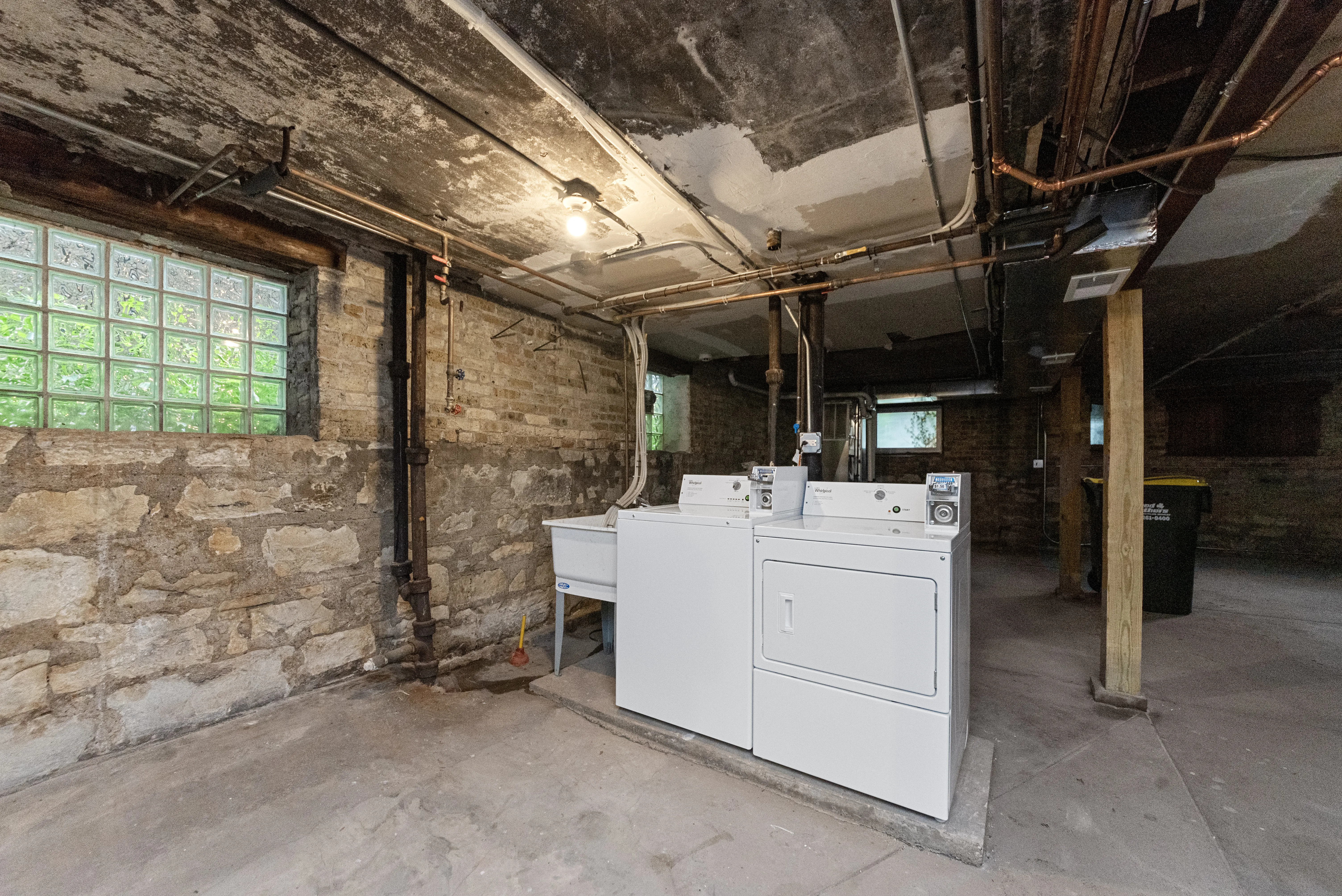 1353 W Catalpa Ave, ,  60640, USA 60640-unit#2-Chicago-IL