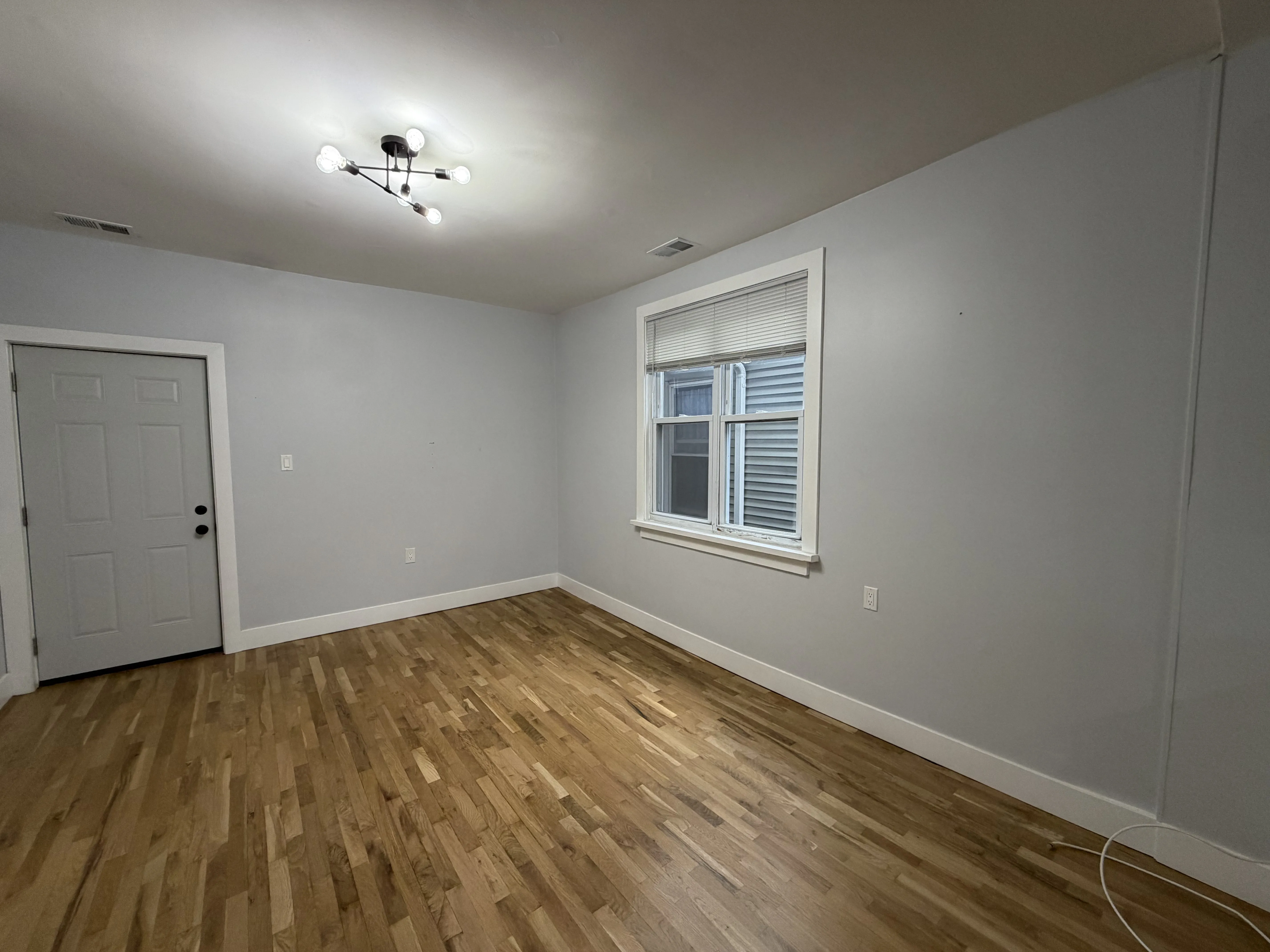 1626 N Washtenaw Ave, ,  60647, USA 60647-unit#2R-Chicago-IL