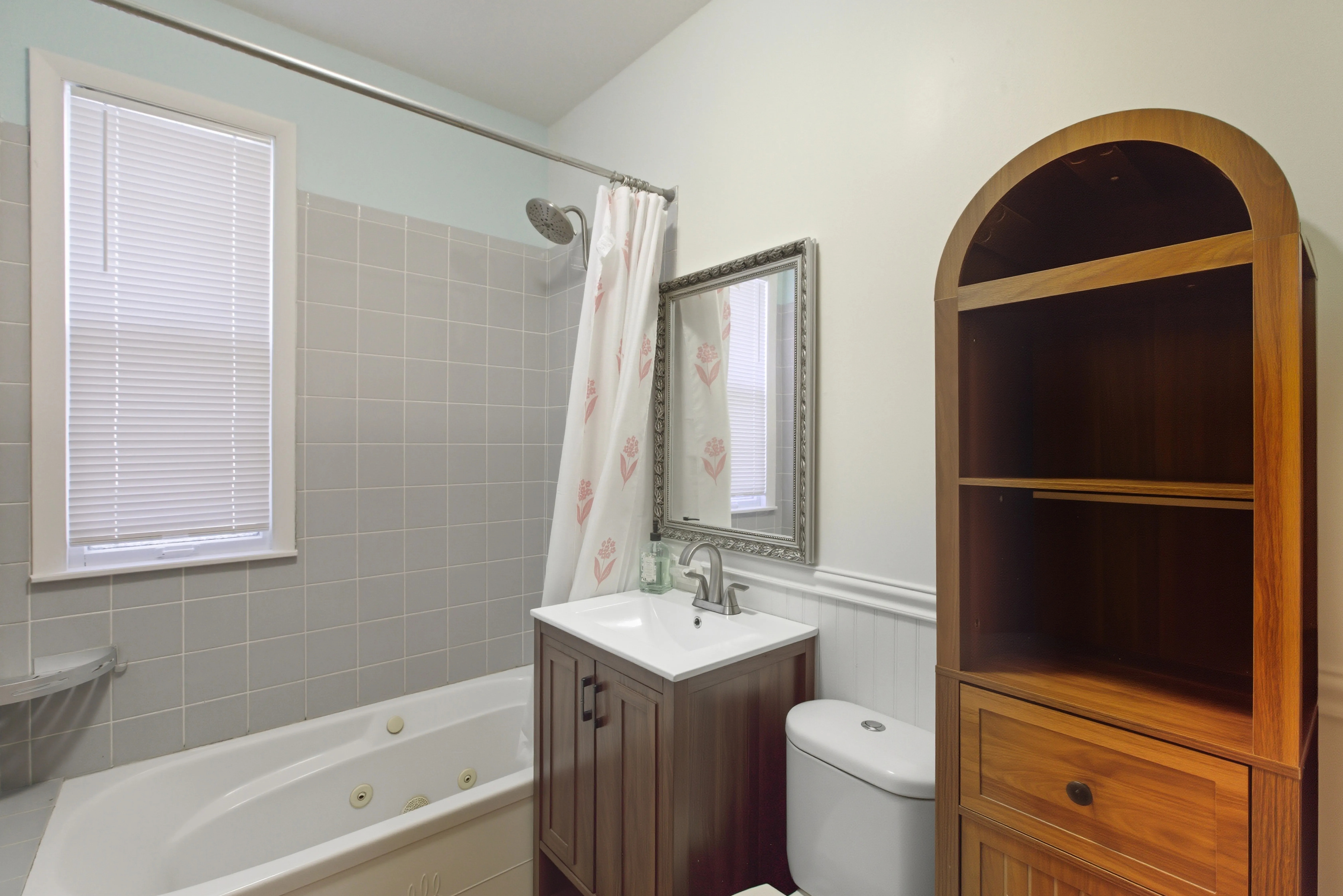 5434 W Wrightwood Ave, ,  60639, USA 60639-Chicago-IL