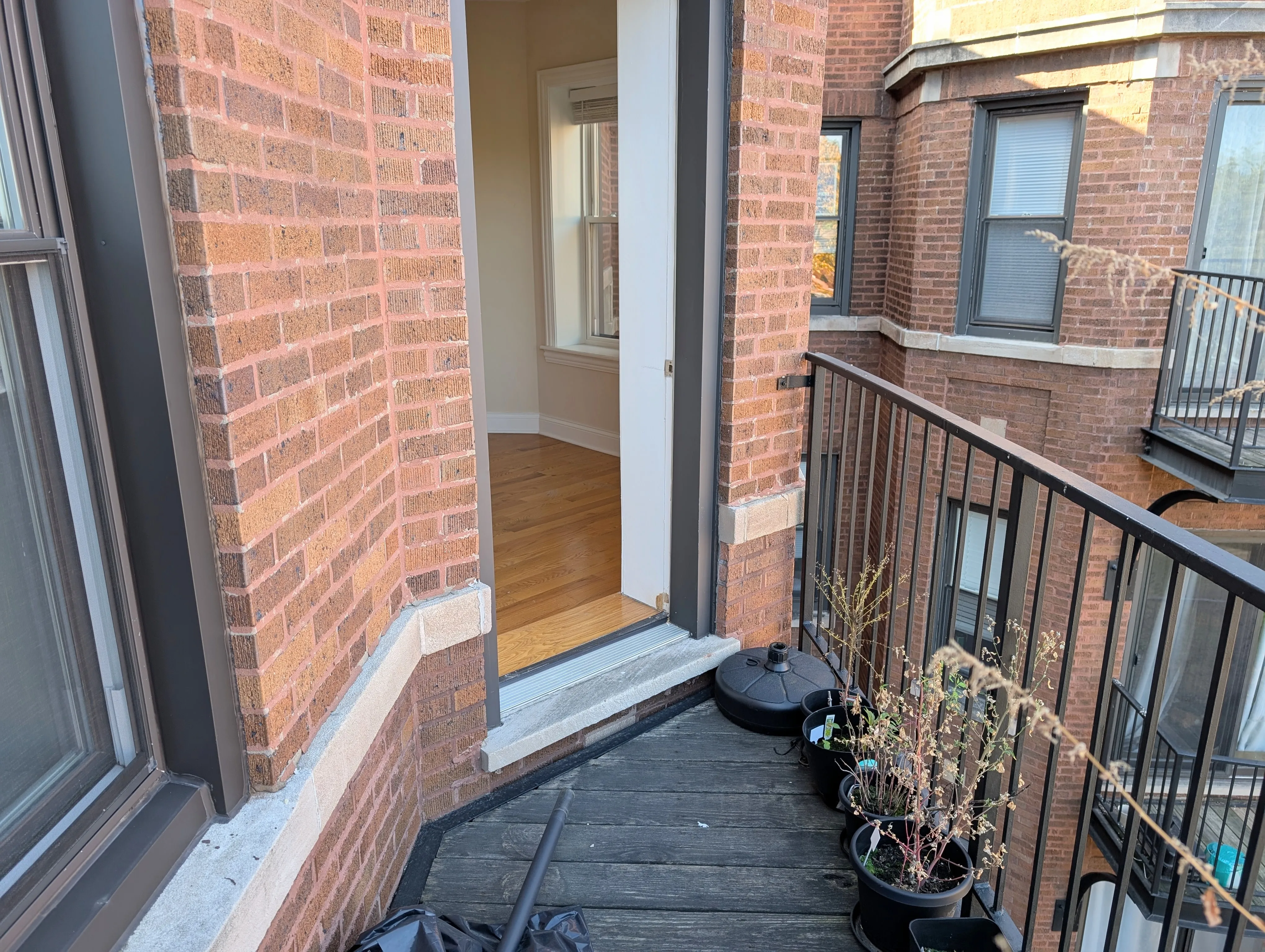 4014 N Central Park Ave, ,  60618, USA 60618-unit#3W-Chicago-IL