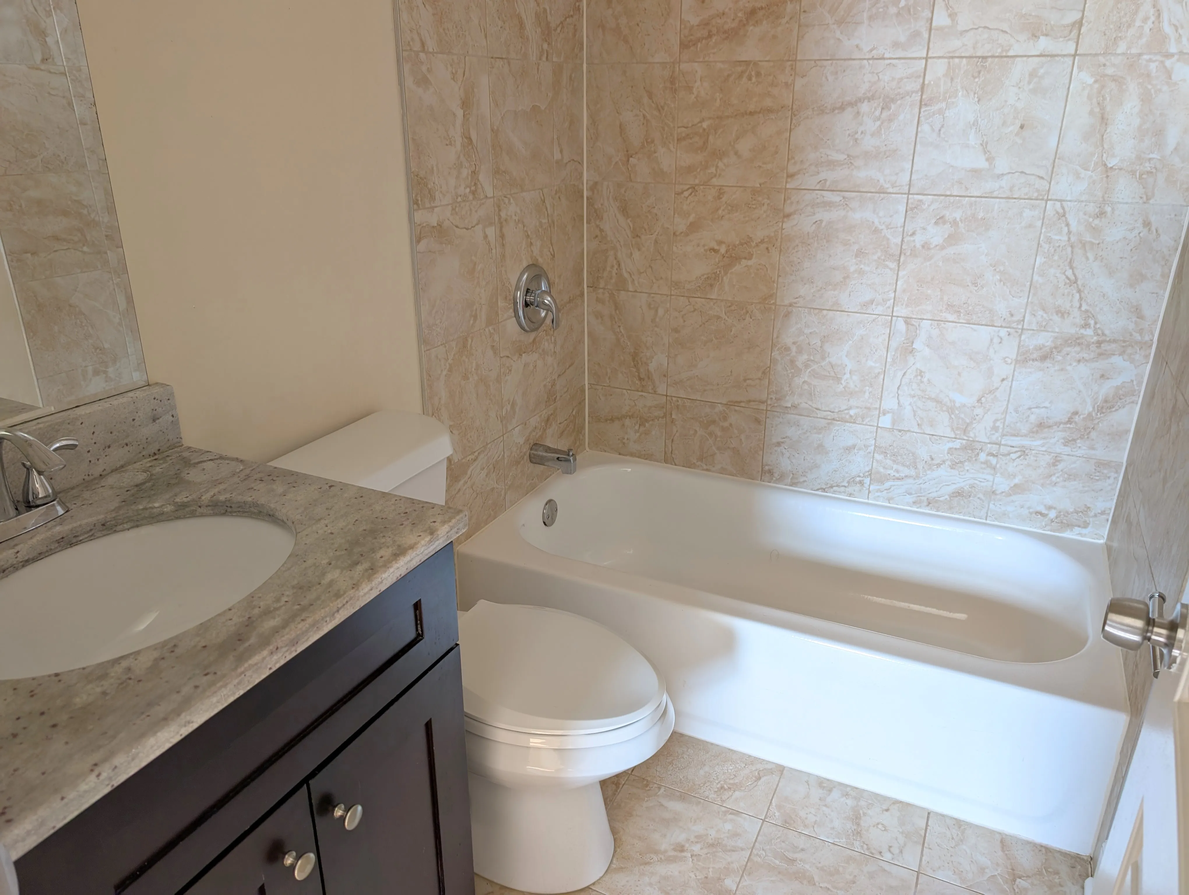 4014 N Central Park Ave, ,  60618, USA 60618-unit#3W-Chicago-IL