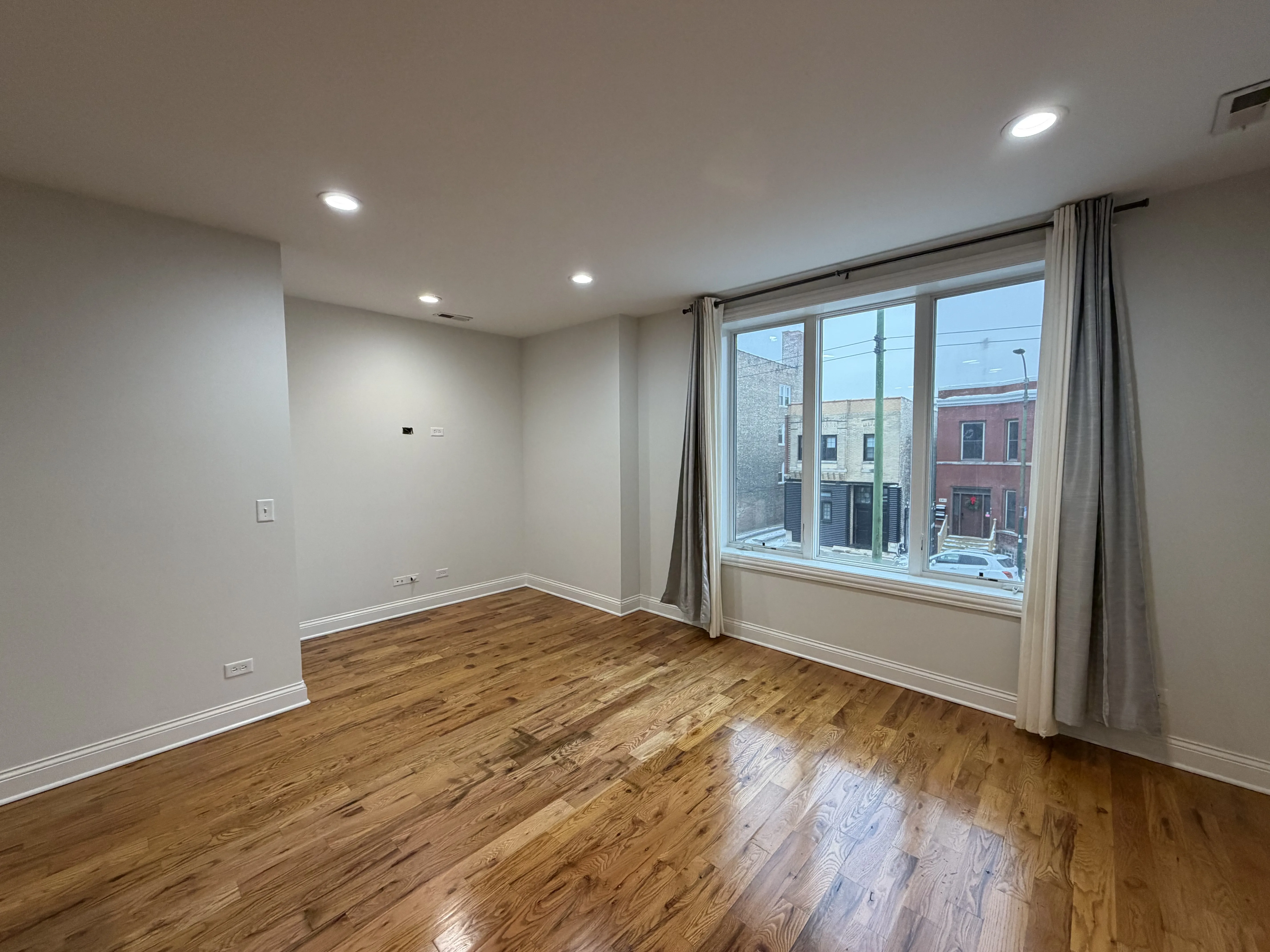 2450 W Diversey Ave, , 60647, USA 60647-unit#2-Chicago-IL