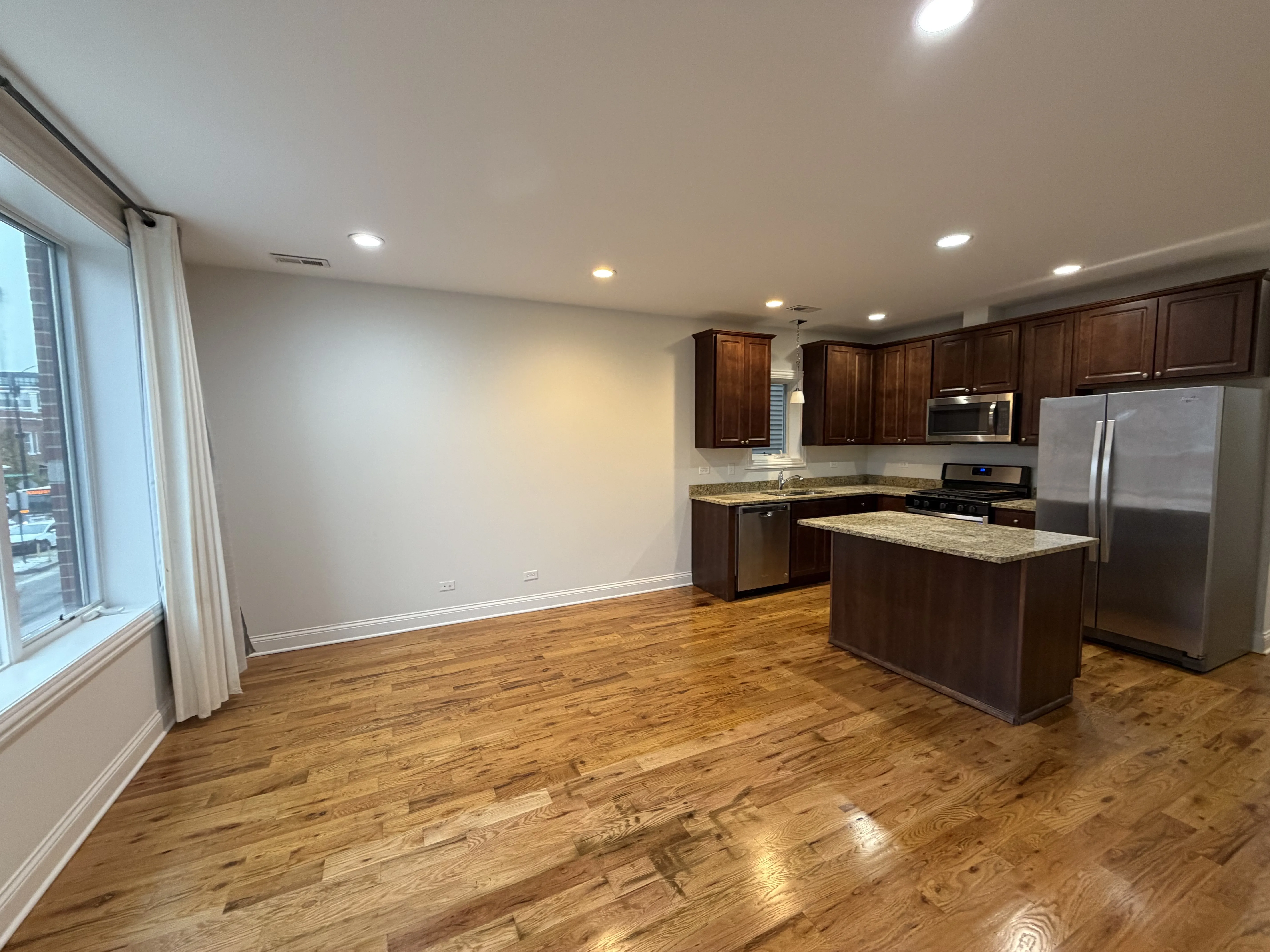 2450 W Diversey Ave, ,  60647, USA 60647-unit#2-Chicago-IL