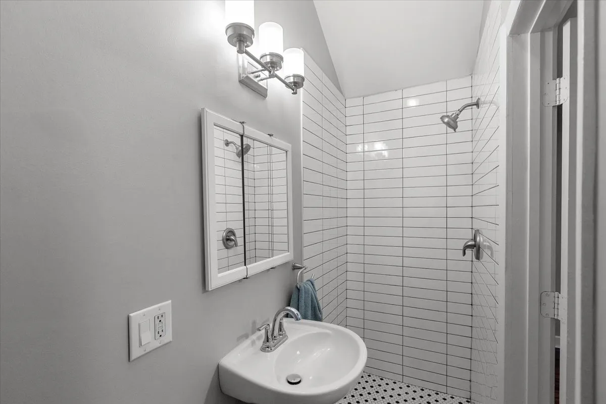 3652 N Nora Ave, , 60634, USA 60634-unit#1N-Chicago-IL